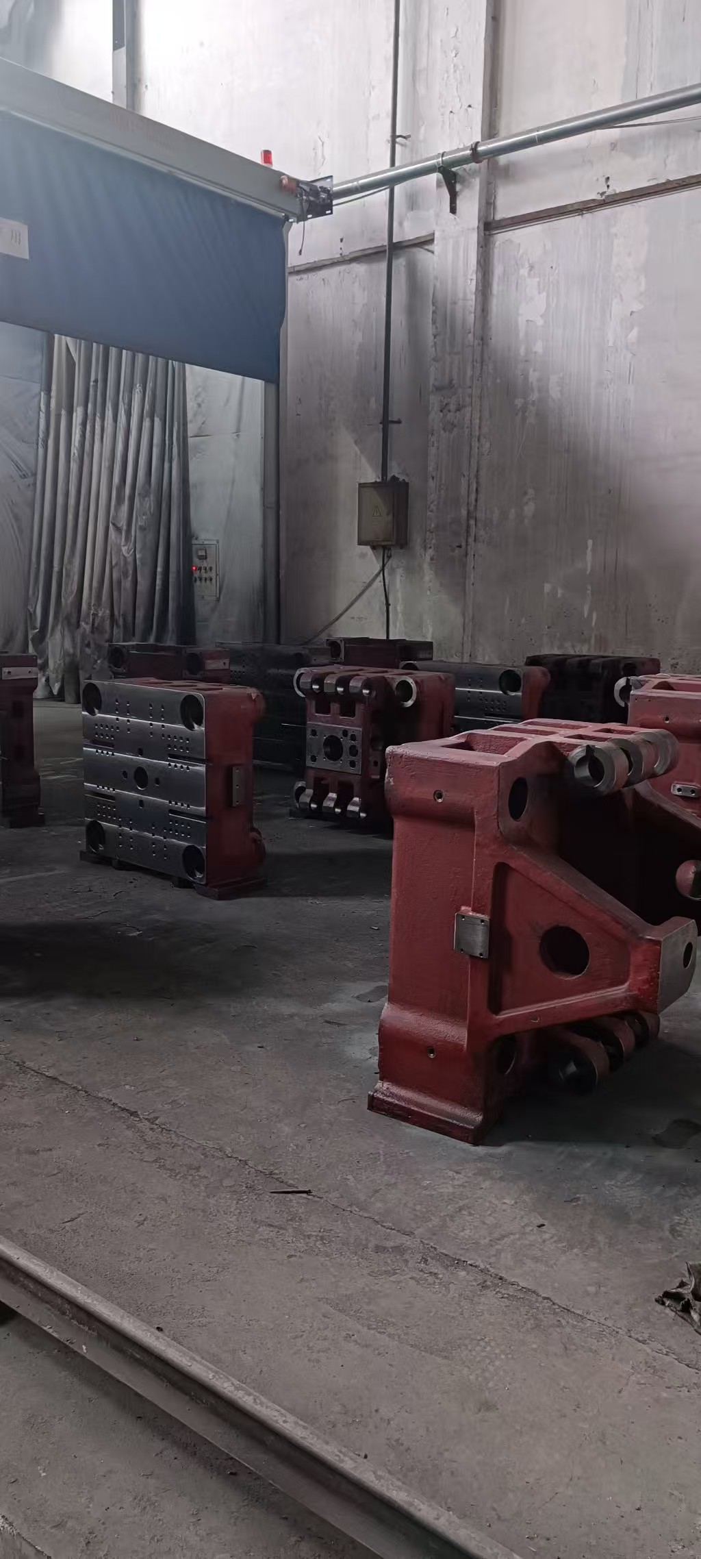 Machine Platen (Movable / Stationary) - view 4